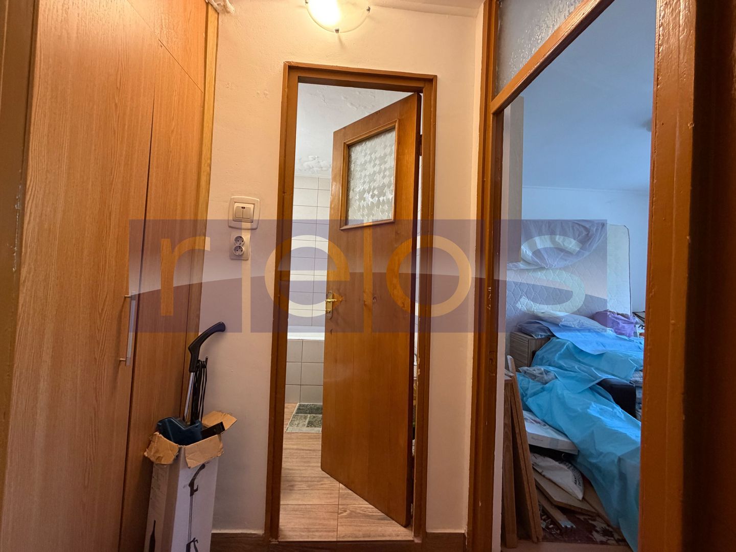 VANZARE 2 CAMERE | POTRIVIT PENTRU REZIDENTA SAU COMERCIAL | ZONA TEI - Poză 8