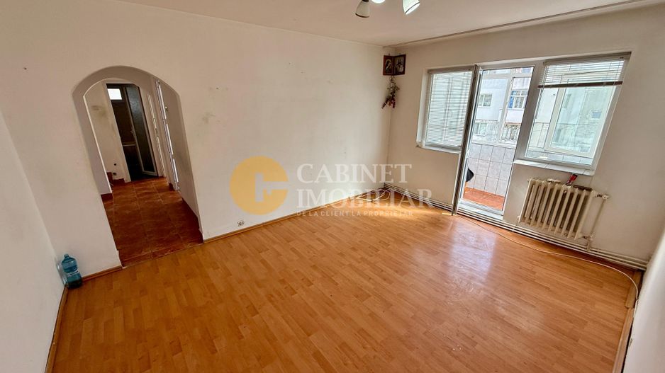 Alexandru/Zimbru - Etaj Intermediar - Apartament cu 3 camere - Poză 1