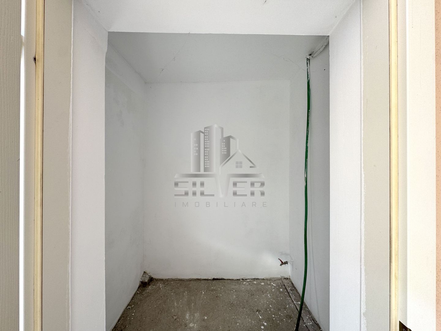 Casa intr-un imobil cu 4 unitati locative/80 mp/zona Somesului. - Poză 11