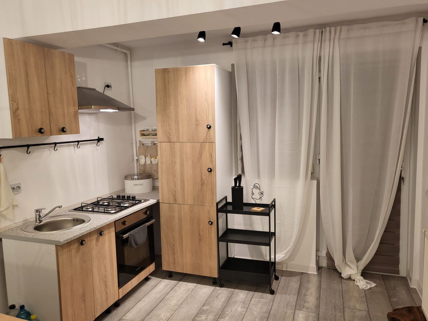 Apartament cu gradina, Lux,mobilat/utilat, aproape metrou Leonida - Poză 7