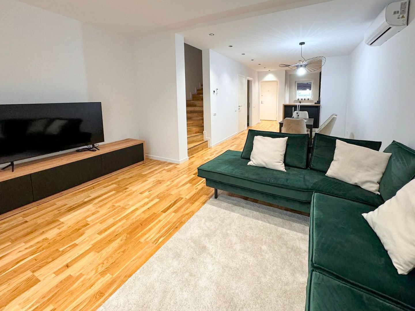 Închiriere | Vila 5 camere | Grădina | Parcare | Pipera - Poză 2