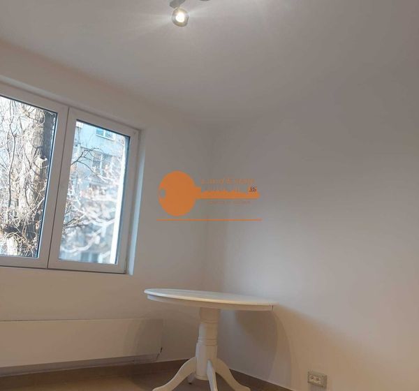 3 camere Crangasi ( constructie 1988 ) - Poză 7