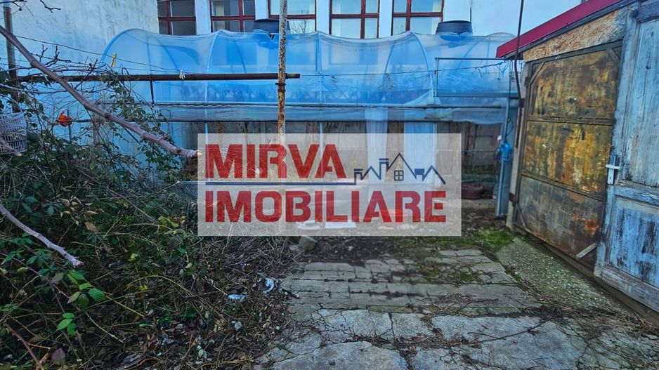 Casă cu arhitectură interbelică, 5 camere, teren 409 mp – Central - Poză 55