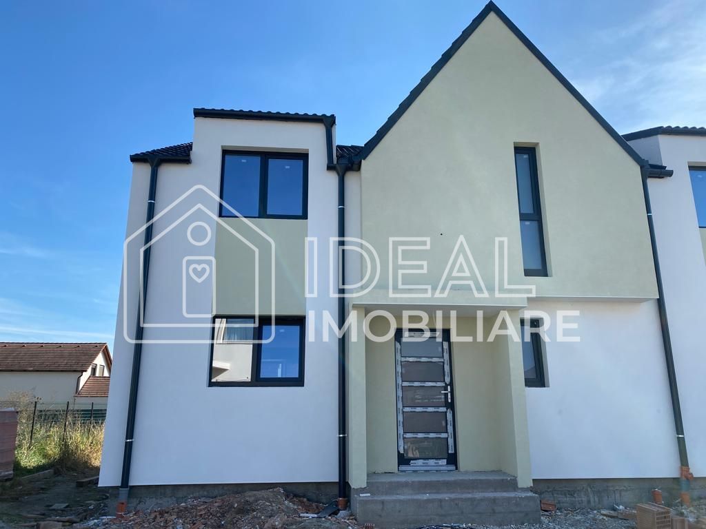 Casa Tip Duplex cu 4 camere, in Cristian - Poză 1