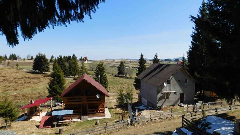 Casă de vacanta de vanzare, in Marisel, langa Cabana Motilor - Poză 14