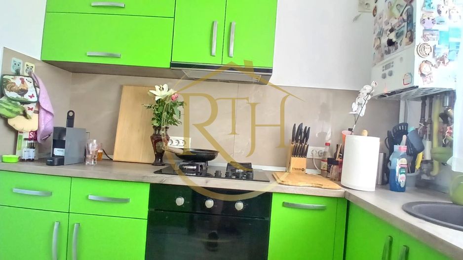 Oferim spre vânzare un apartament deosebit cu 3 camere, în zona Buziașului! - Poză 13