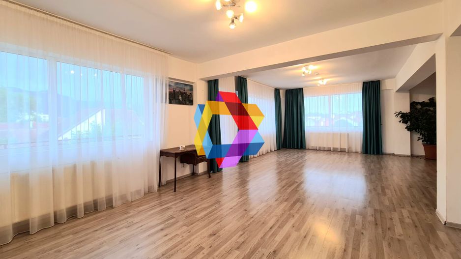 Casa de închiriat in Brașov - 400 mp - Poză 2