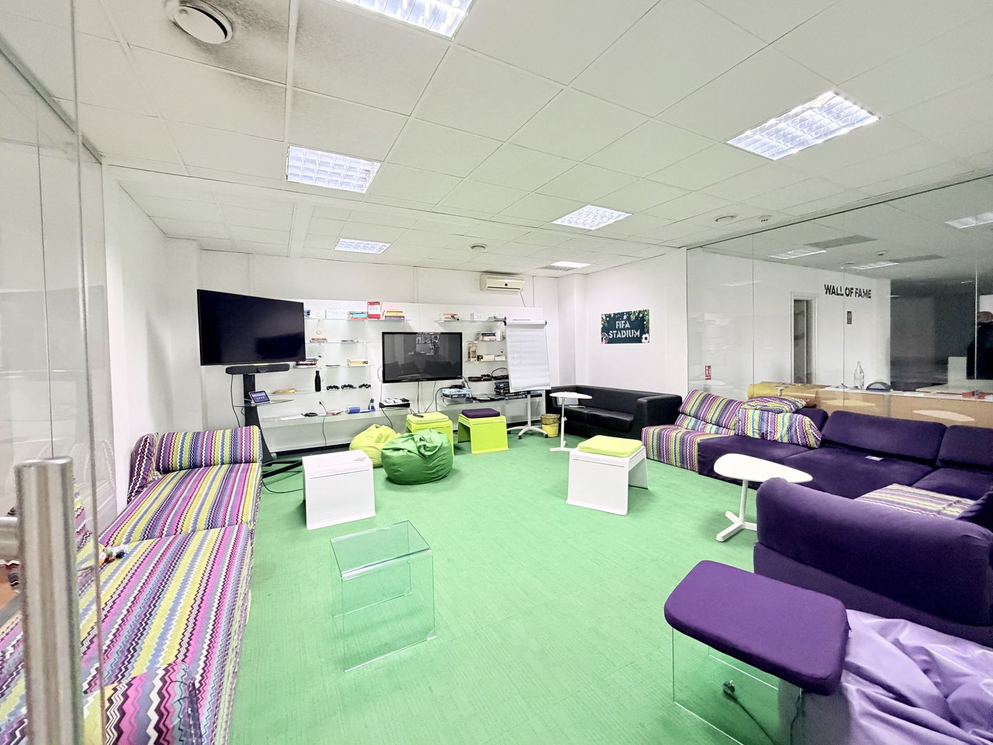 Un sediu care inspiră încredere, în inima Timișoarei - Poză 6