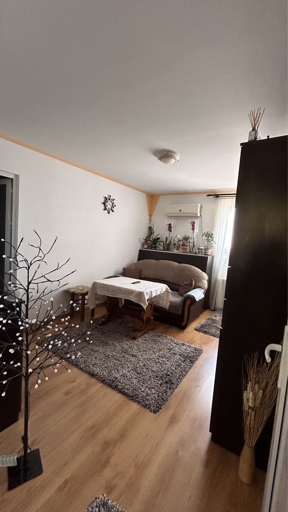 BRASADAS vinde casă cu etaj 8 cam 8 ari zona BOTIZULUI. - Poză 8