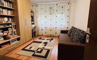 APARTAMENT CU 2 CAMERE DECOMANDAT ZONA ROGERIUS - Poză 2