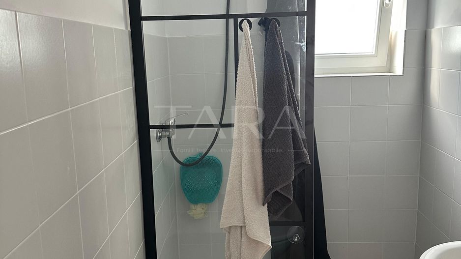 Apartament 2 camere, zona VIVO, finisat modern - Poză 4