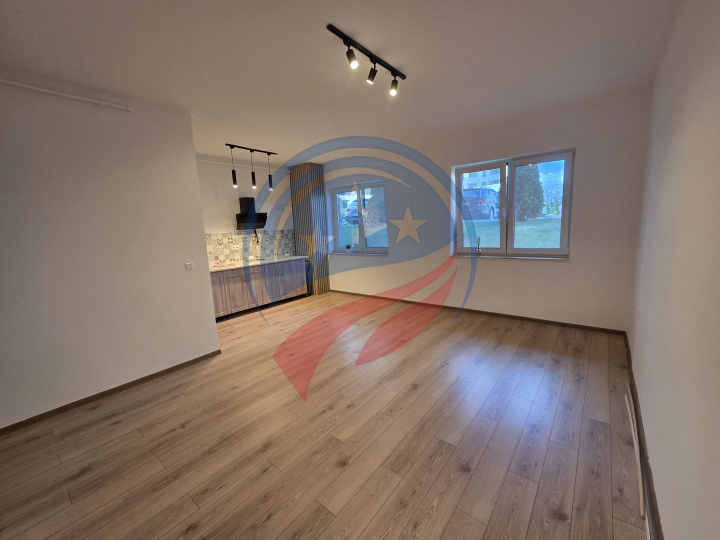 Apartament 2 camere | Complex Maurer, | Ideal - locuință,  birou sau investiție - Poză 1