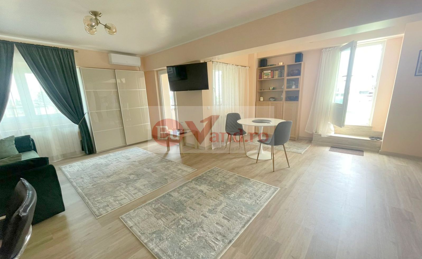 De inchiriat – Apartament cu o camera - Faleza Dunarii - Poză 2