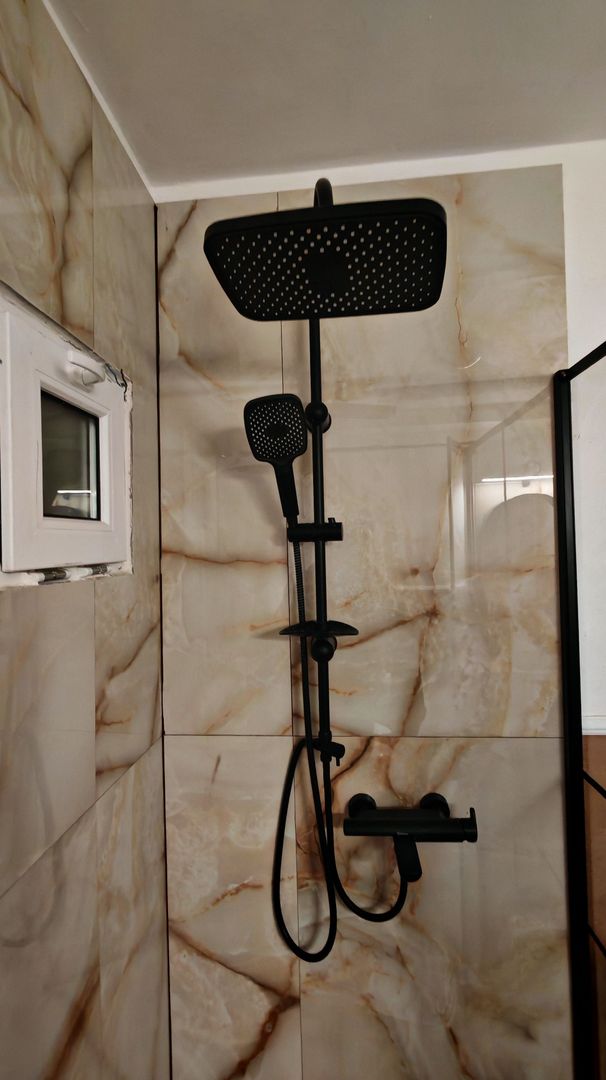 Corp de casa P+M 4 camere , Racadau Carpatilor -LIDL- ,curte comuna. - Poză 36