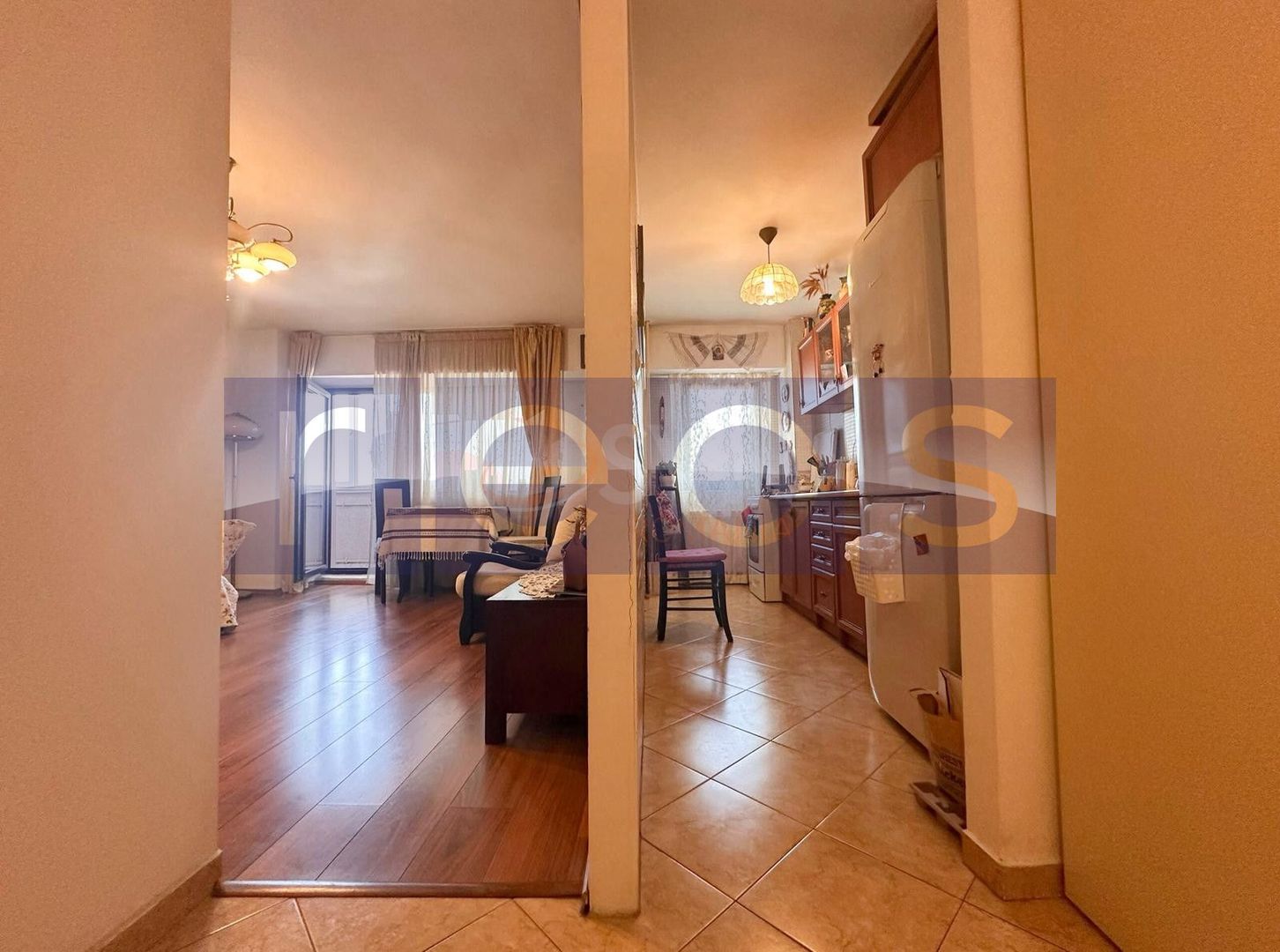 VANZARE GARSONIERA | CONFORT 1 | BALCON GENEROS | BLOC REABILITAT | LACUL TEI - Poză 4