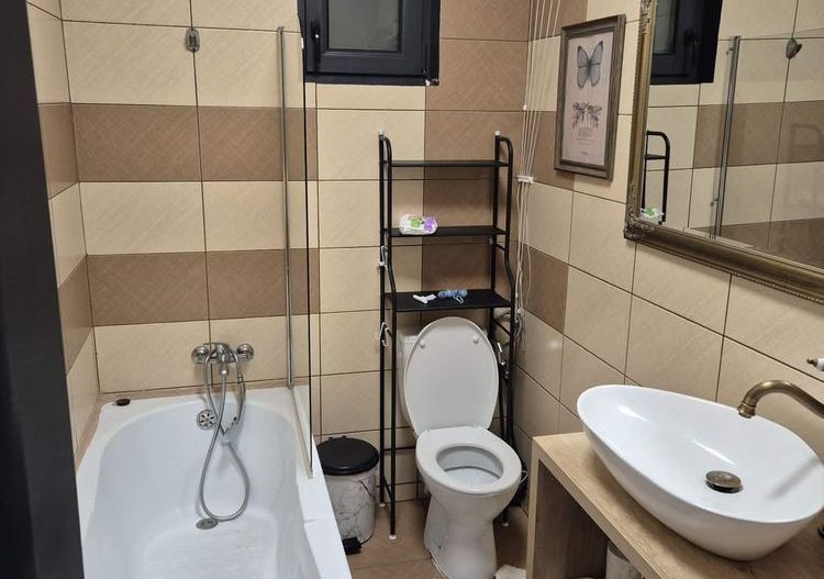 Apartament modern cu 2 camere 500euro-Zona Podu Ros-Nicolaie Iorga - Poză 6