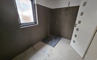 Vila Tătărani - 280 mp utili - 500 mp Teren - 8 Camere + 4 Băi - Poză 20