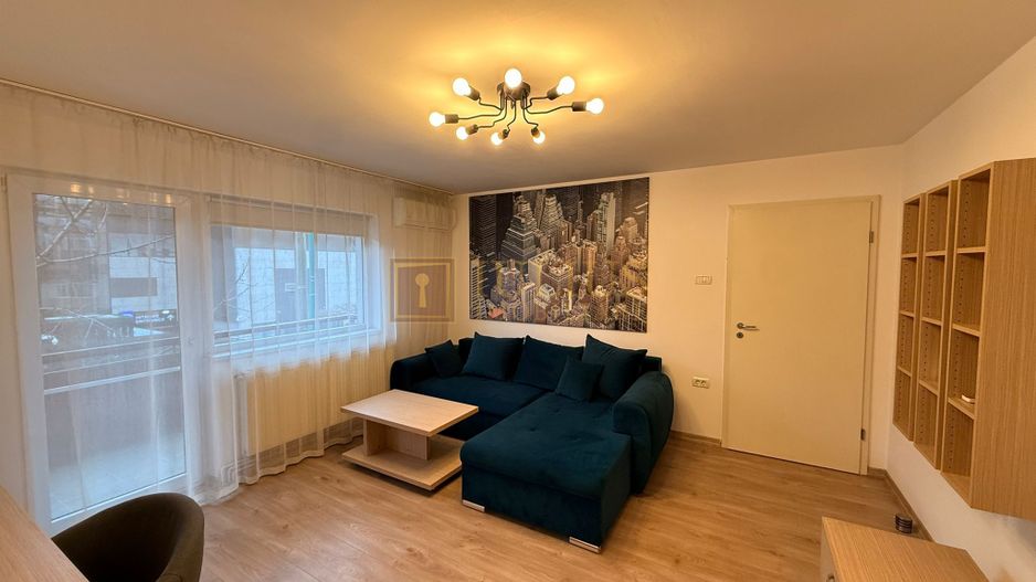 Peste drum de Iulius Mall/Town; centrala proprie, modern amenajat. - Poză 3