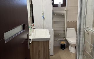 Vand apartament cu 3 camere, decomandat, etaj 1 - Poză 4