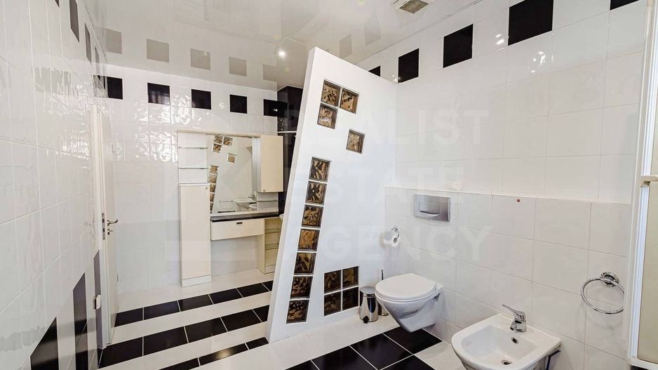 Chirie, apartament, 4 camere, str. Mihai Eminescu, Centru - Poză 10