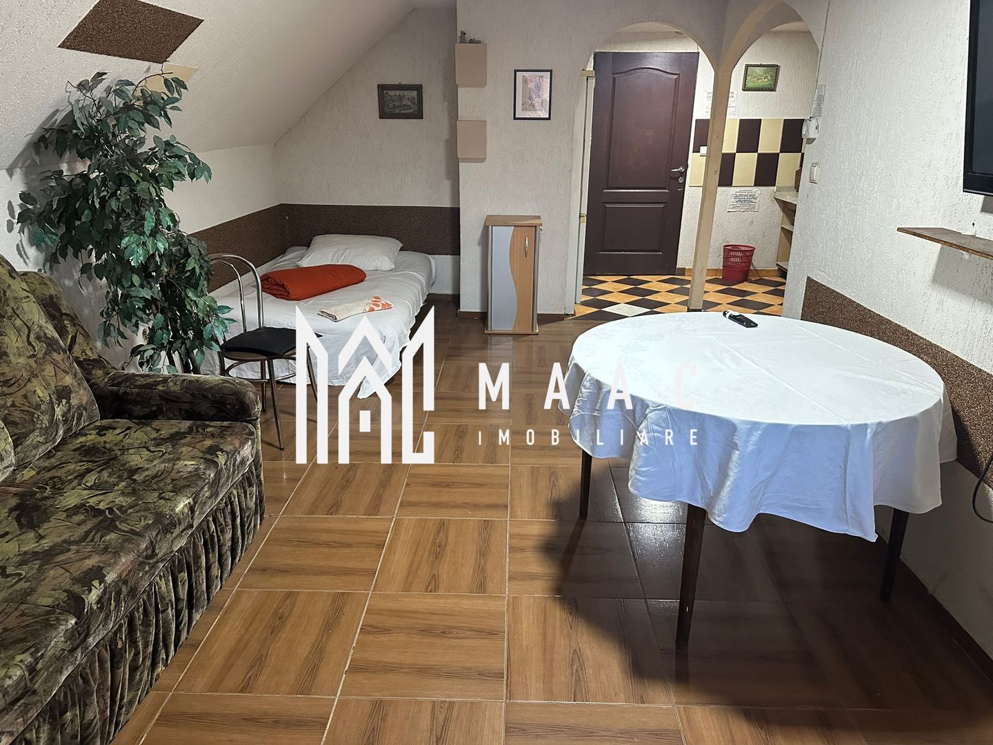 Casa cu 4 apartamente | 9 camere | Curte si Gradina - Poză 18