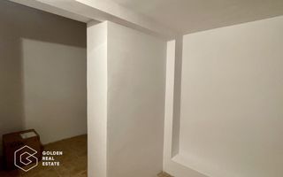 Apartament cu 5 camere și demisol mare, 2 bai, intrare separată - Poză 24