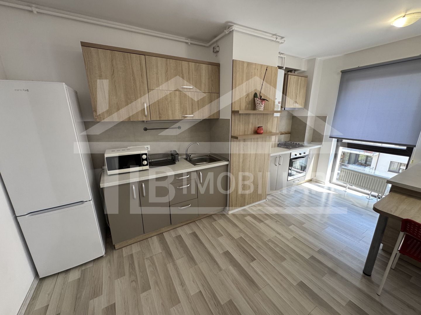 Apartament cu 2 camere, 65mp, parcare, Zona Tudor - Poză 7