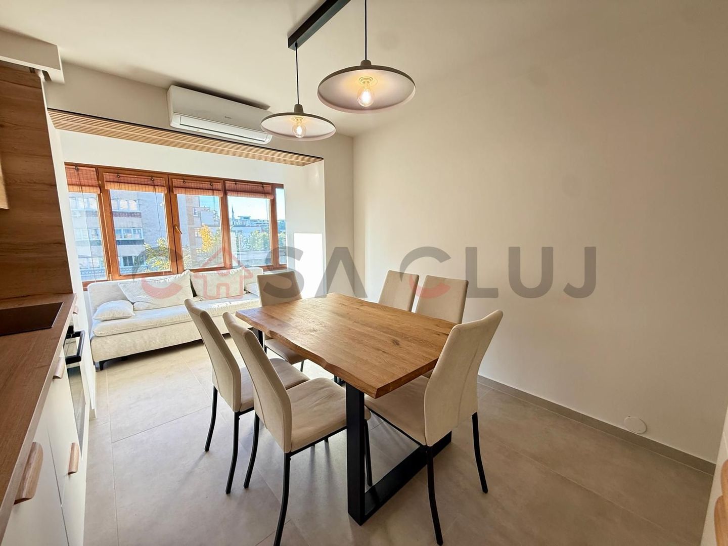 Apartament renovat, etaj intermediar, zona Năsăud - Poză 4