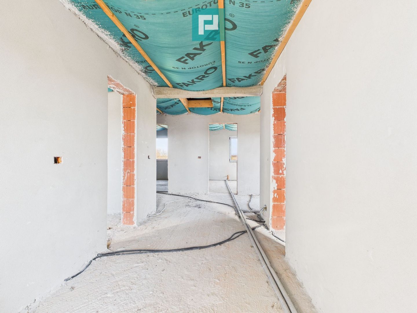 Proprietate impresionantă de vânzare in Nădab - Poză 23