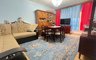 Apartament 3 camere – Etaj 2/4 – Zona de jos - Poză 1