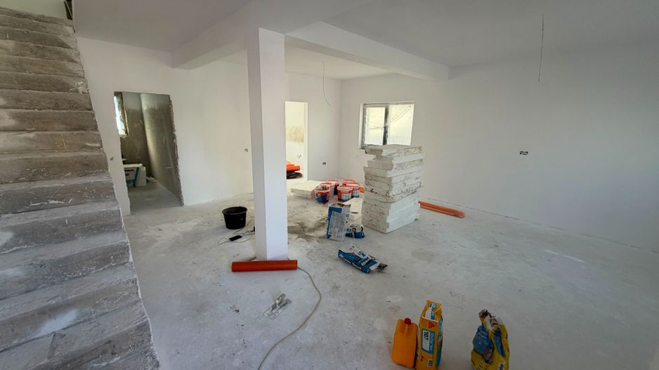 CASA DUPLEX, TOATE UTILITATILE, STRADA ASFALTATA, COMISION 0% - Poză 11