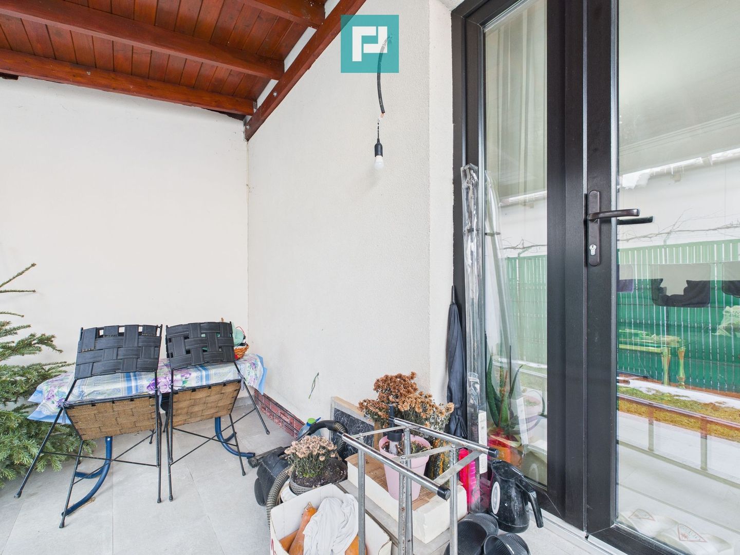 Casă cu 3 camere, P+1–Giarmata - Poză 16