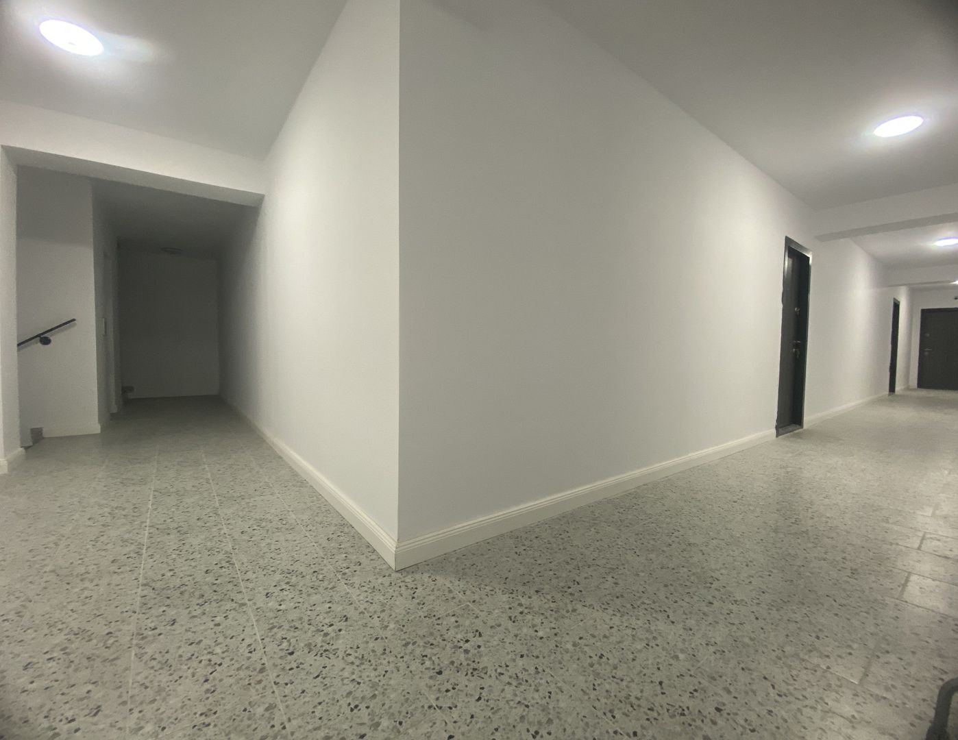 Vanzare apartament cu 3 camere - bloc nou - zona Sideco - Targoviste - Poză 16