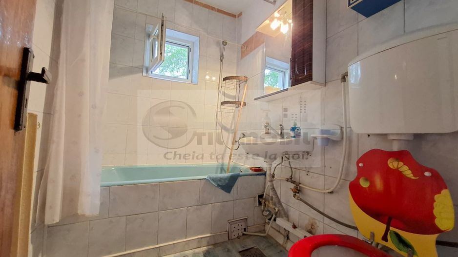 Liber de vanzare apartament 3 camere Baza 3, etaj intermediar - Poză 7