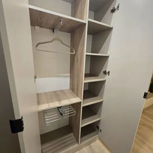 Studio Ultramodern cu Jacuzzi, Mobilat și Utilat Complet - Poză 9