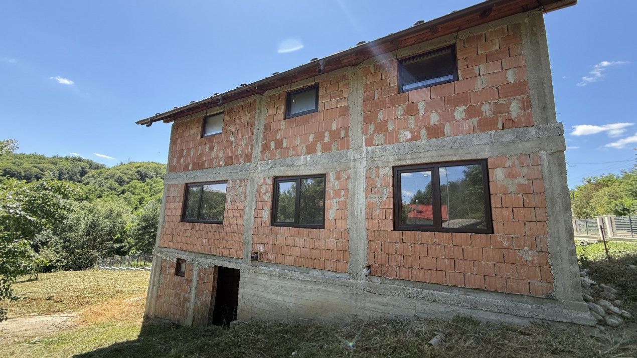 Casă nouă în Argeș Com. Merișani la 15 min de Pitesti! - Poză 4