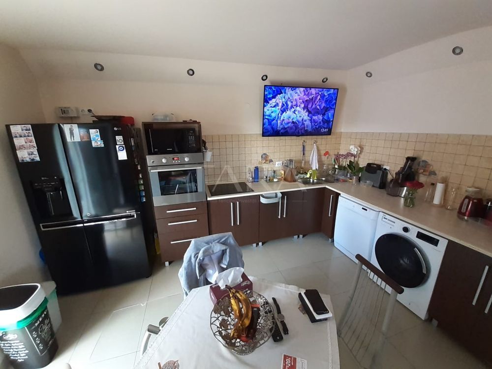 Apartament in Duplex, pe doua niveluri. - Poză 2