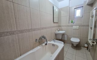 Apartament 3 camere 100 mp utili 2 bai 2 balcoane etaj 2 zona Centrala - Poză 9