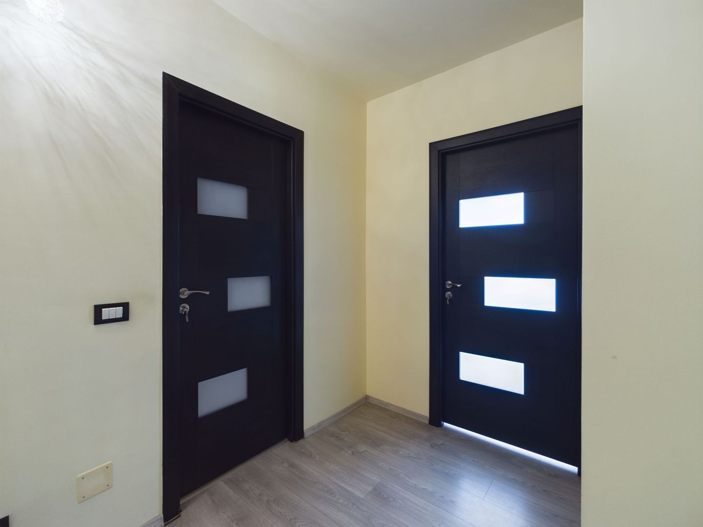 APARTAMENT CU 2 CAMERE ZONA LIDL  ARADUL NOU - Poză 6