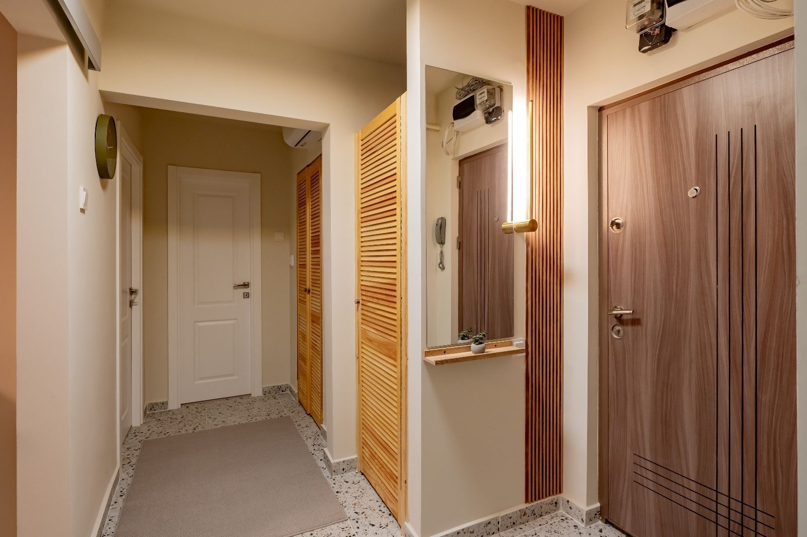 Apartament 2 camere decomandat – zona Tomis Nord (Tic-Tac) - Poză 5