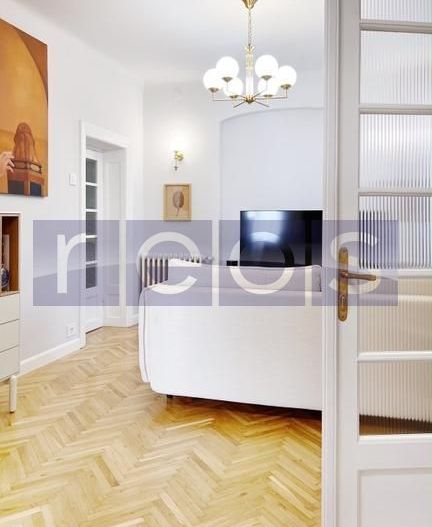 VANZARE APARTAMENT SUPERB 3 CAMERE VILA INTEREBELICA DACIA EMINESCU 90MP RENOVAT - Poză 1