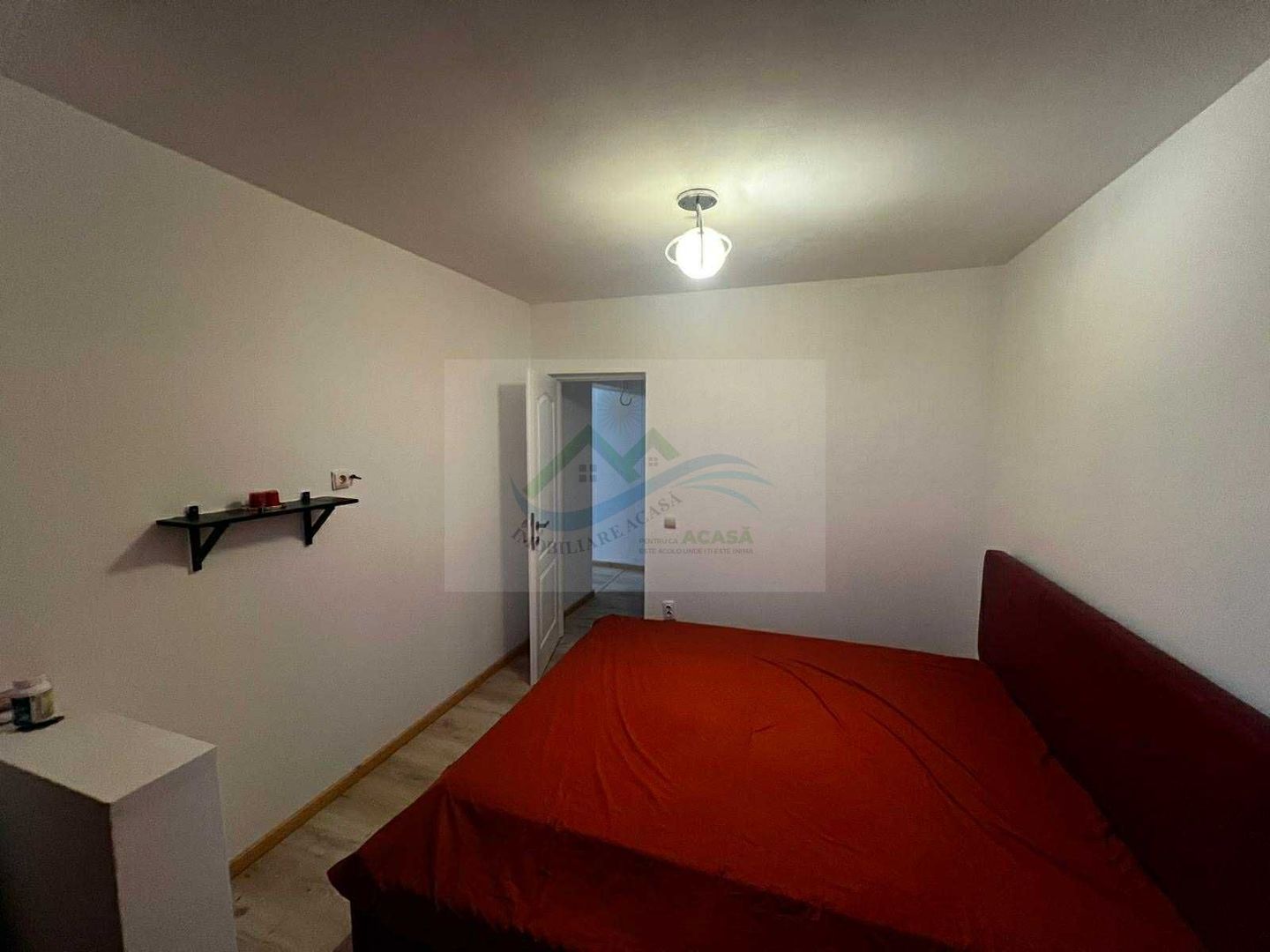 Apartament 2 camere semidecomandat  mansarda - Poză 4