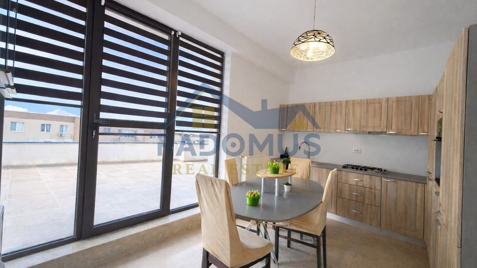 Inchiriere Penthouse - Ploiești - 9 Mai - 3Cam + 2 băi - Terasă 140mp - Poză 3