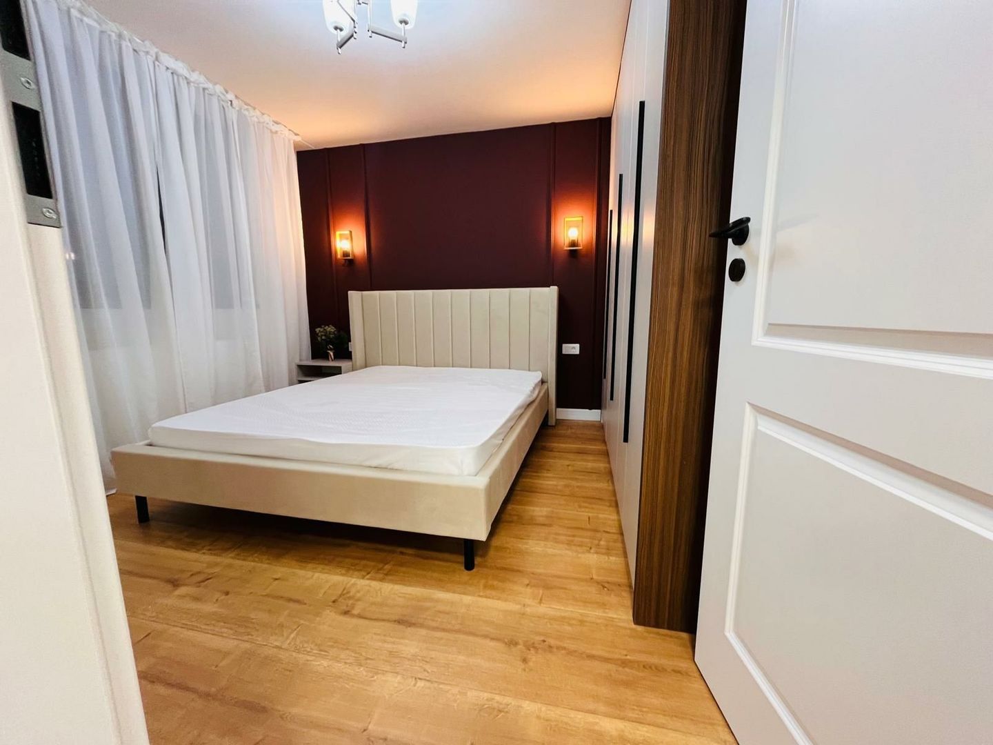 3 camere etaj 2, Tiglina 1, renovat, complet mobilat - Poză 7