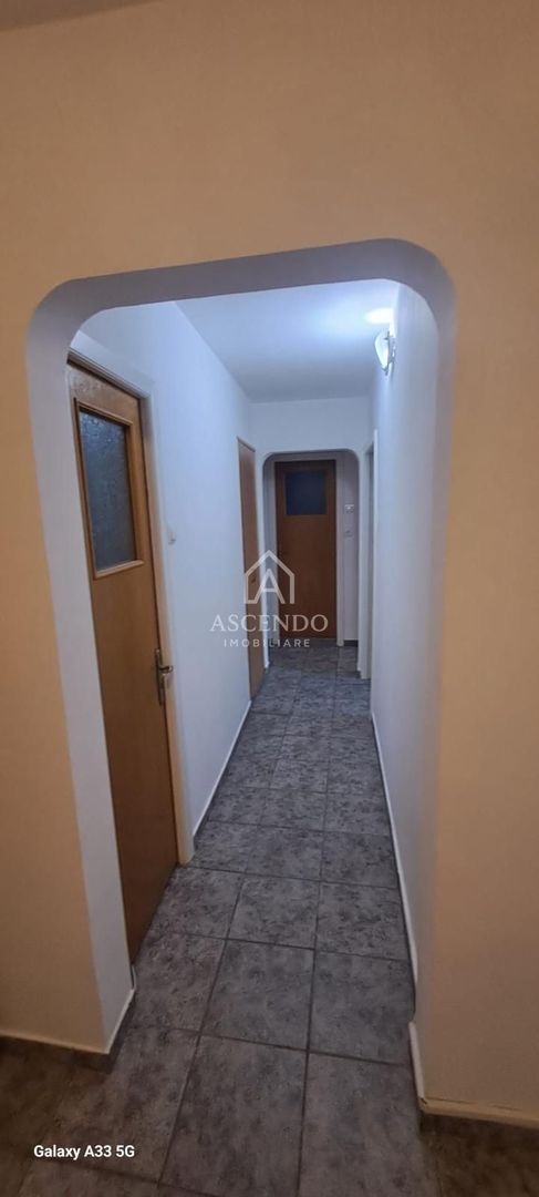 Apartament 3 Camere de Închiriat Gorjului Sector 6 | Parcare | 650 EUR - Poză 13
