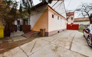 Apartament cu 4 camere la casa in centru - Poză 11