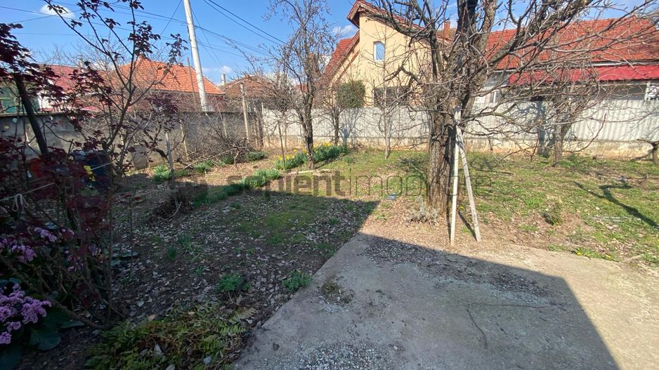 Casa zona Rogerius, strada Iasomiei - Poză 12