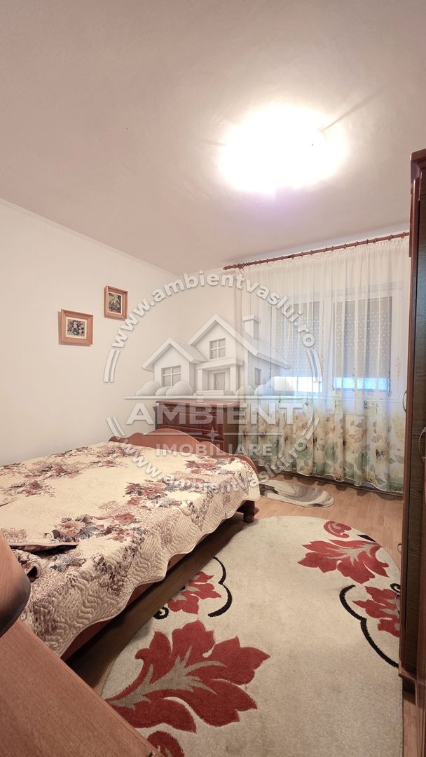 Apartament cu 2 camere, mobilat și utilat, cu GARAJ, VASLUI - zona AUROCOR GARĂ; - Poză 9