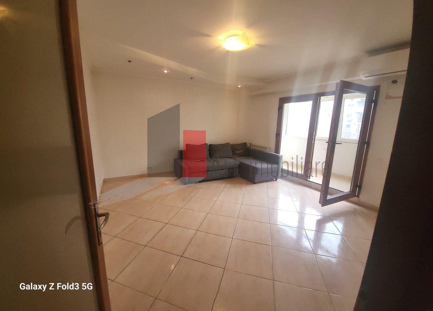 Apartament 3 camere decomandat Tineretului - Poză 2