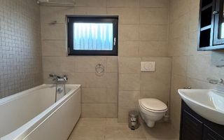 Duplex modern, 110 mp utili, curte 150 mp, mobilat si utilat complet, Europa - Poză 15
